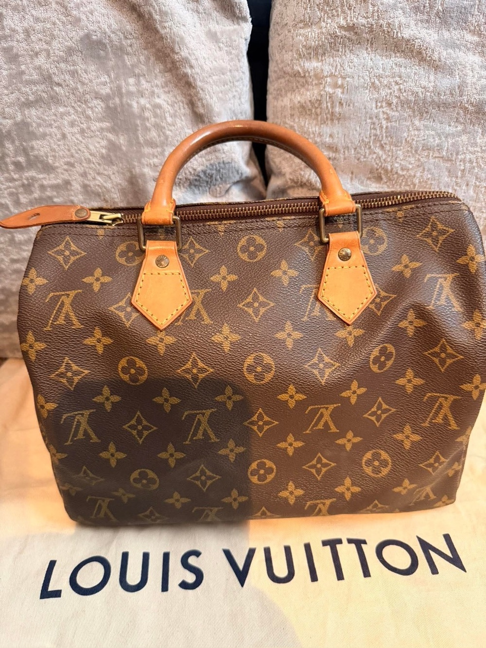 Vintage Louis Vuitton Speedy 30